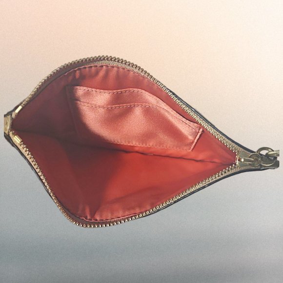 Coach Snake Print Clutch in Tan and Black - Picture 4 of 6